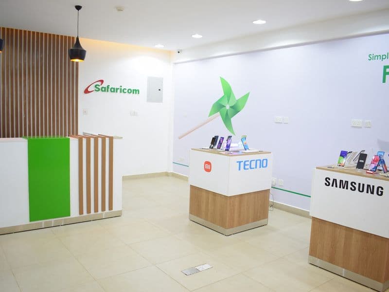 Safaricom Naivasha — Buffalo Mall Shop — image 3