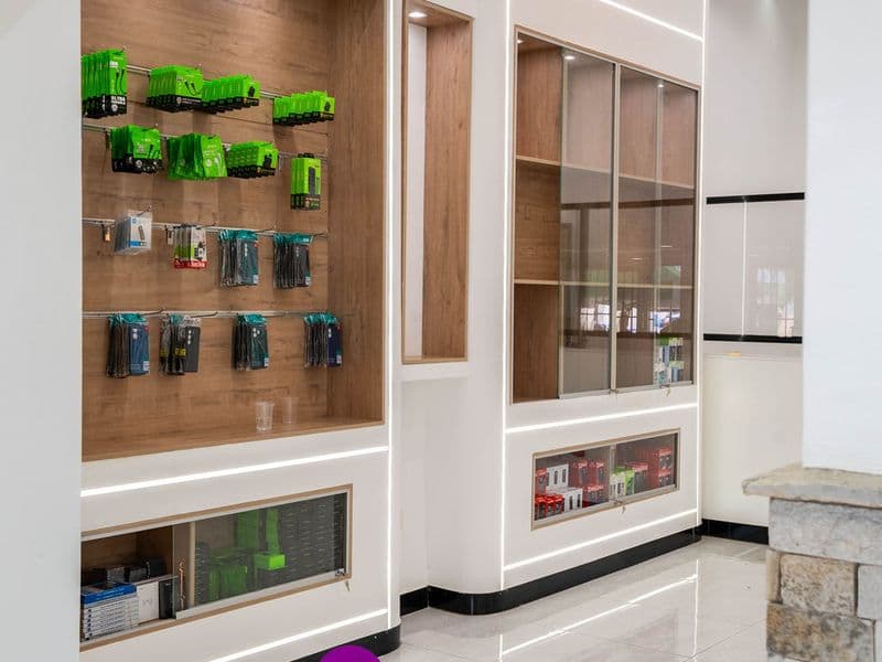 Safaricom Wote-Makueni Shop — image 22